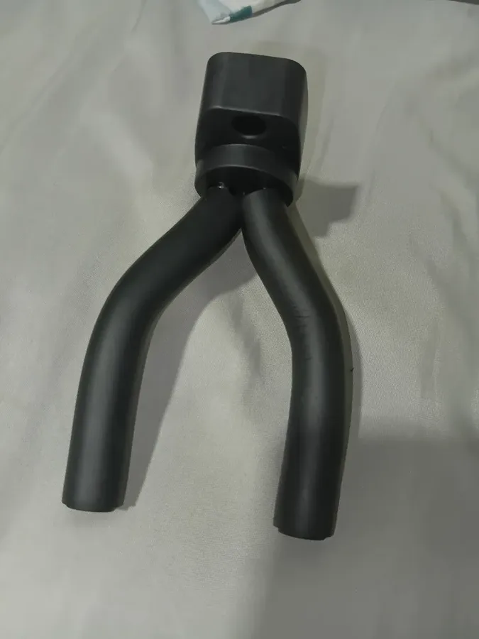 Suporte de parede GWH preto para violão e guitarra — foto 1 de 4