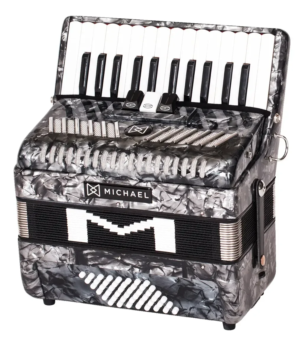 Acordeon Michael ACM4803N de 48 baixos preto perolado — foto 2 de 4