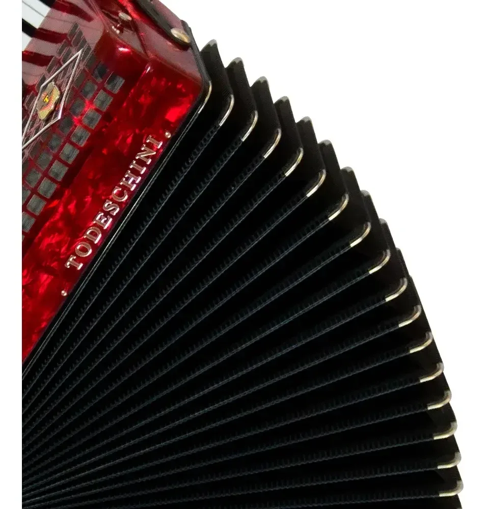Acordeon Todeschini de 80 baixos e 37 teclas vermelho perolado — foto 3 de 4