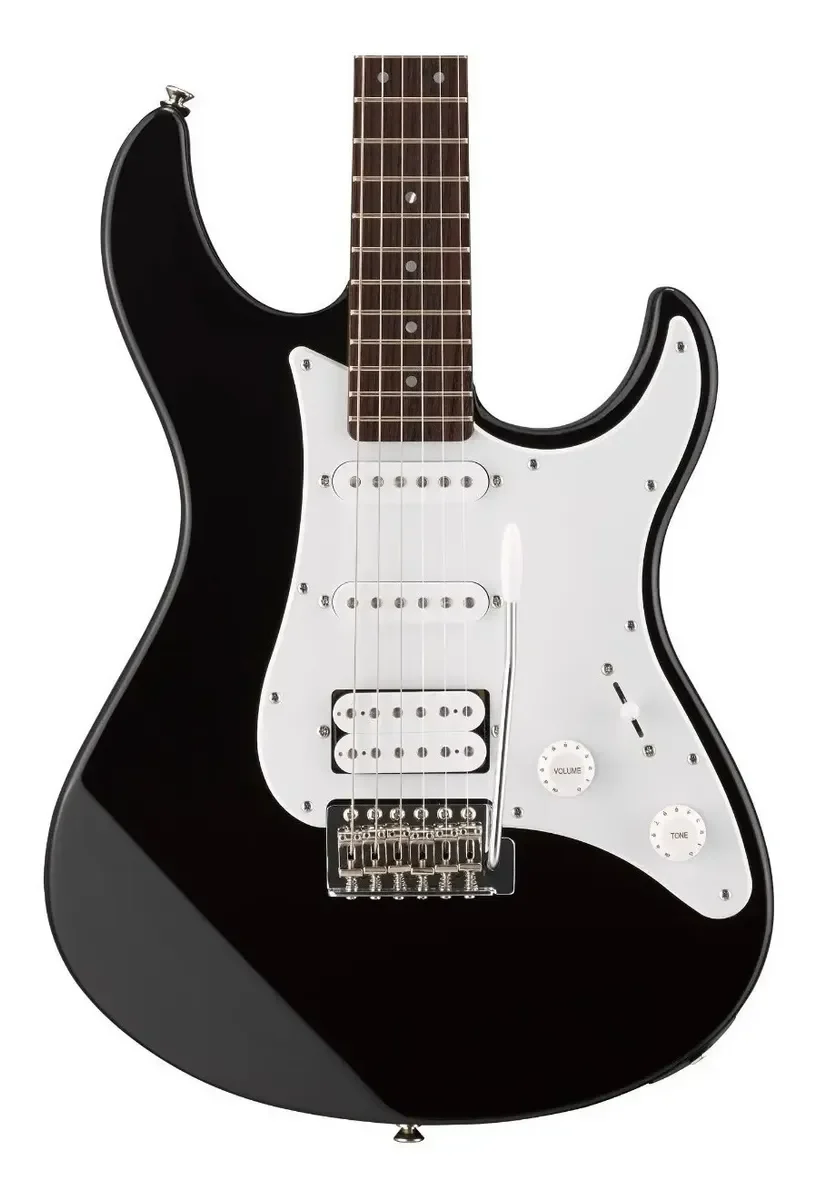 Guitarra Yamaha Pacifica PAC012 preta com escudo branco — foto 2 de 4