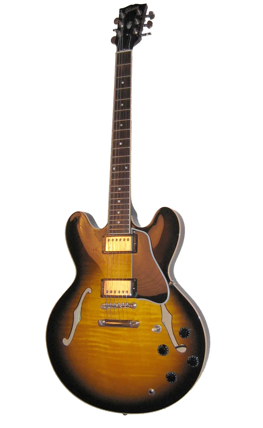 Gibson ES-335, corpo semi-hollow com bloco central e dois cutaways