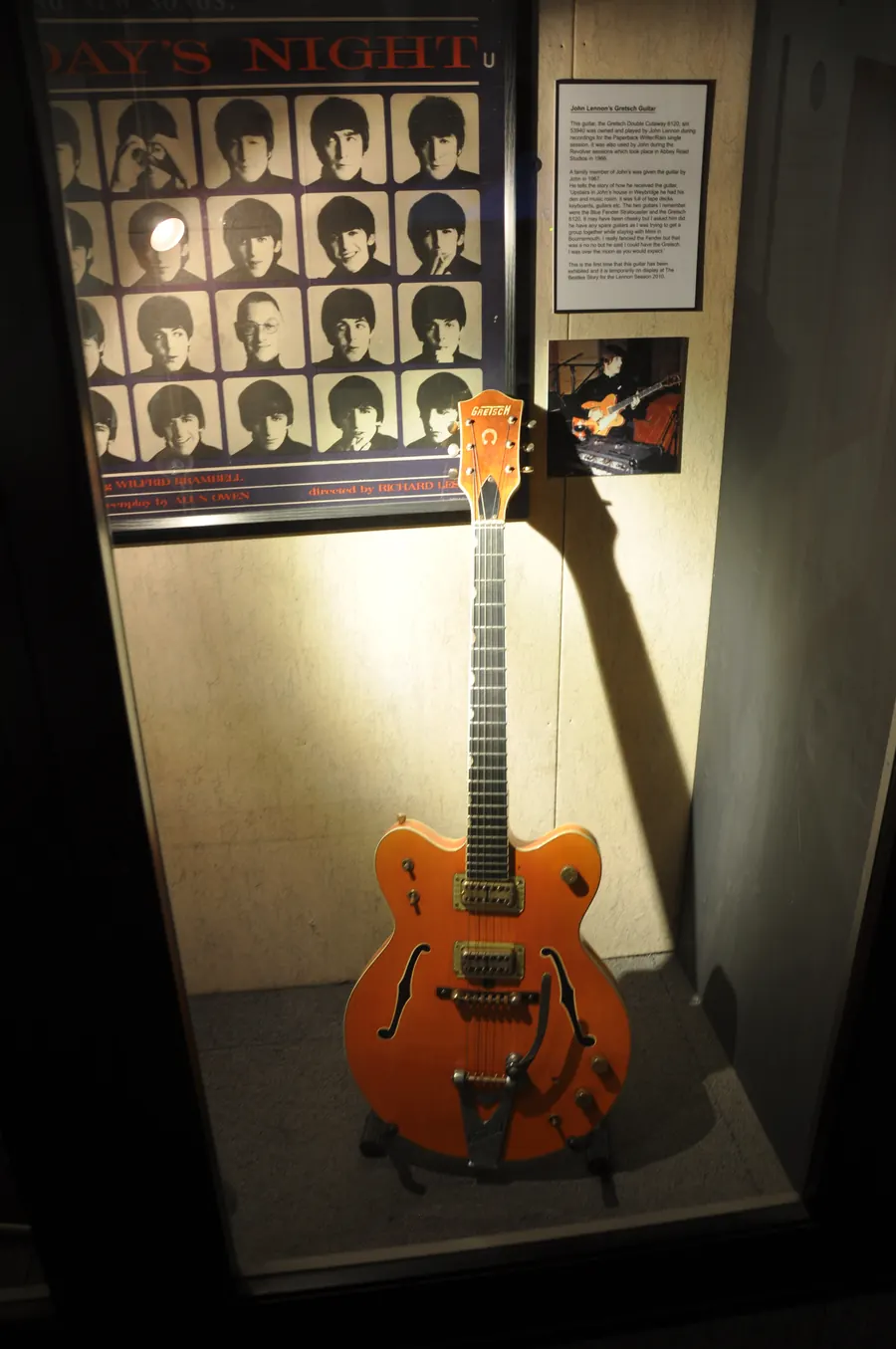 Gretsch 6120, corpo hollow body laranja, captadores Filter'Tron