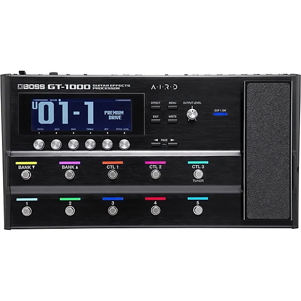 pedaleira Boss GT-1000 com tela colorida e footswitches