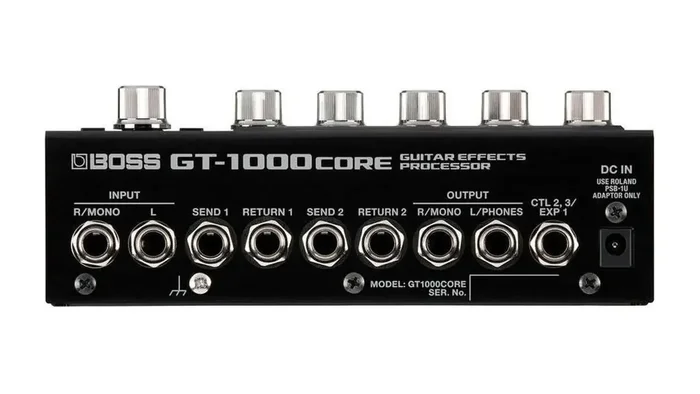 Painel traseiro da Boss GT-1000CORE com entradas e saídas — foto 4 de 4