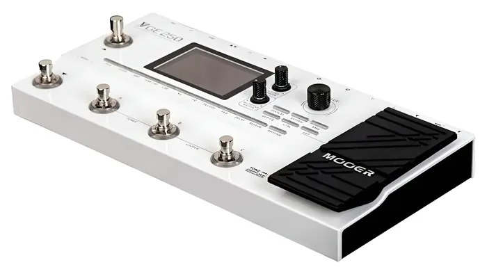 Mooer GE250 com footswitches iluminados — foto 2 de 5