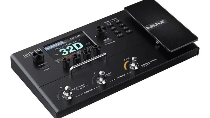 pedaleira Nux MG-30 com tela colorida, pedal de expressão e footswitches — foto 5 de 5