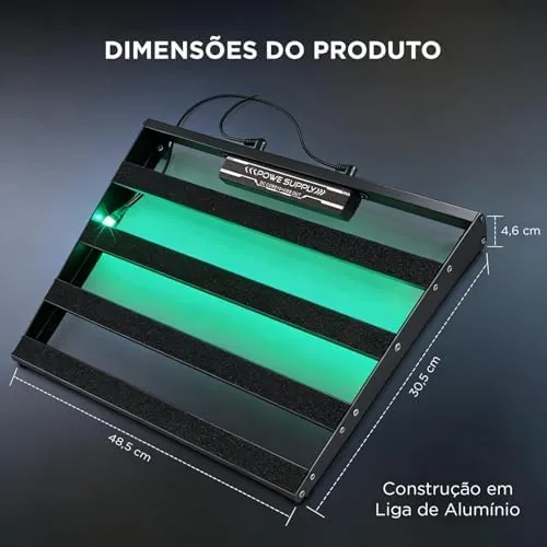 Pedalboard com três pedais de efeito e fonte de alimentação — foto 4 de 4
