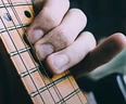 Os 7 Primeiros Acordes de Guitarra