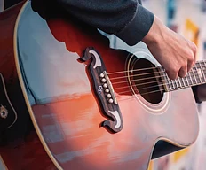 Cavalete do Violão: Tipos, Problemas e Como Trocar