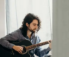 Escala Menor Natural na Guitarra