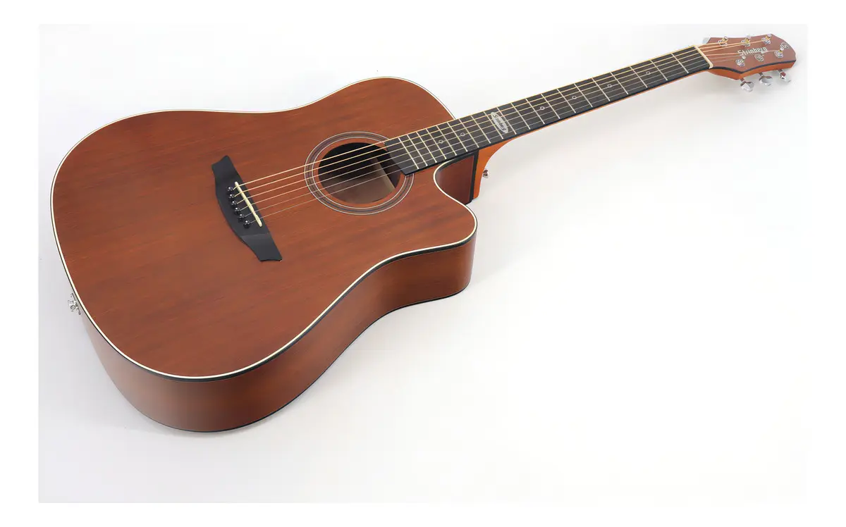 Strinberg SD200C — corpo completo com cutaway florentine — foto 3 de 5
