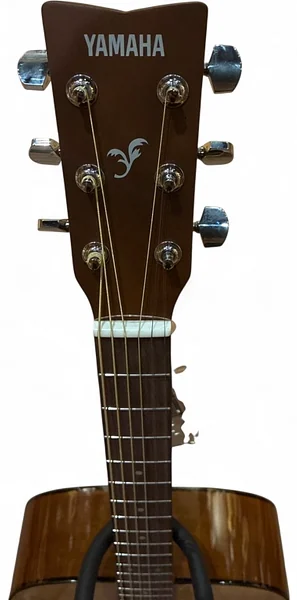 Yamaha F310 — foto 4 de 6